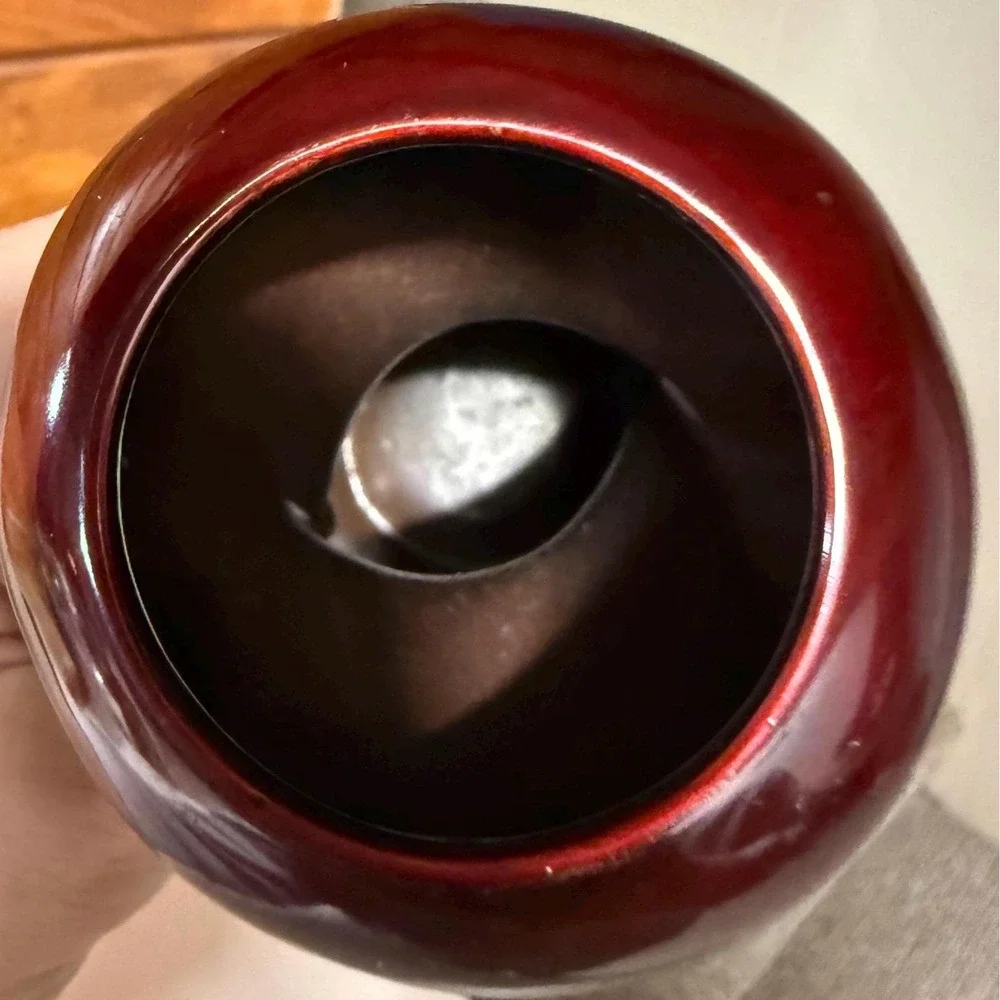 Royal Maruni | Japanese Lacquerware Porcelain | Oxblood Bamboo Leaf Bud Vase